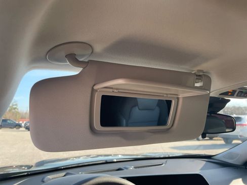 New 2026 Chevrolet Trax LT image 23