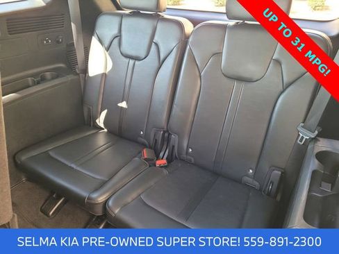 Used 2024 Kia Sorento S image 8