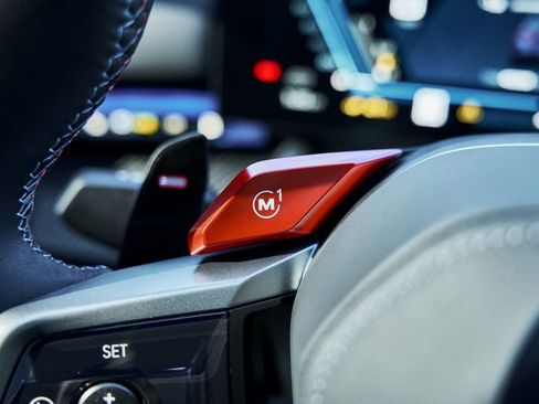 Used 2026 BMW M5 w/ Executive Package image 60