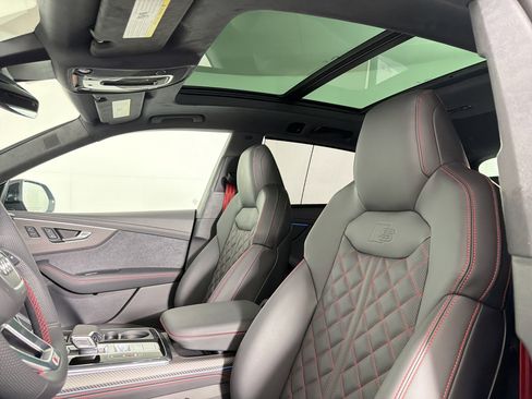 New 2026 Audi SQ8 Prestige image 14