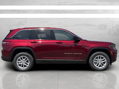 New 2026 Jeep Grand Cherokee Laredo w/ Trailer Tow Package