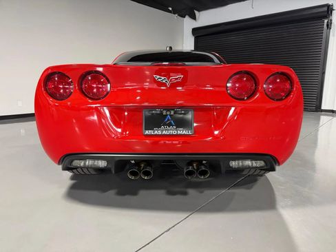 Used 2005 Chevrolet Corvette Coupe w/ Preferred Equipment Group RWD image 5