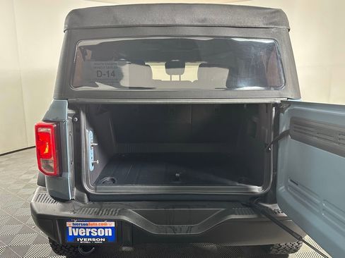 Used 2022 Ford Bronco Black Diamond image 7