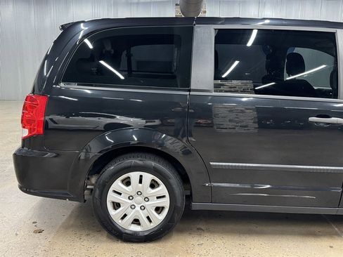 Used 2016 Dodge Grand Caravan American Value Package image 15