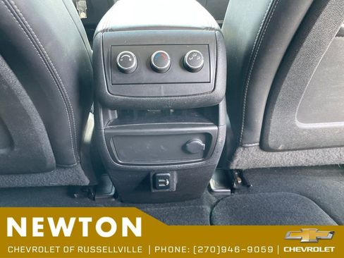 Used 2017 Buick Enclave Leather FWD image 29