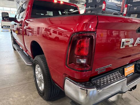 Used 2026 RAM 2500 Big Horn AWD/4WD image 28