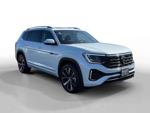 Certified 2025 Volkswagen Atlas SEL Premium R-Line AWD/4WD image 7