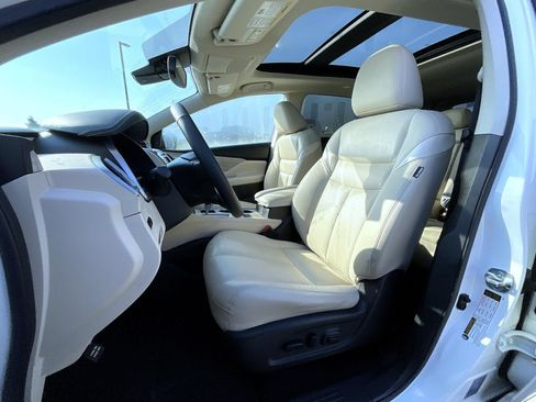 Used 2021 Nissan Murano SL w/ SL Moonroof Package AWD/4WD image 11