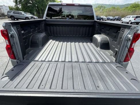 Certified 2023 Chevrolet Silverado 1500 LT AWD/4WD image 10