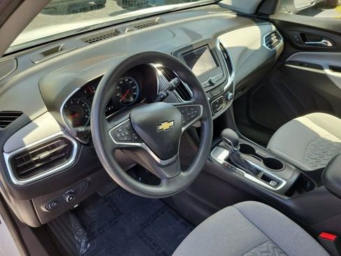Used 2024 Chevrolet Equinox LS FWD image 18