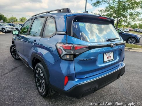 Certified 2025 Subaru Forester AWD/4WD image 6