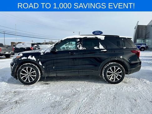 Certified 2022 Ford Explorer ST-Line image 3