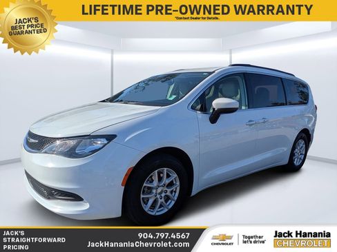 Used 2021 Chrysler Voyager Lxi FWD image 7