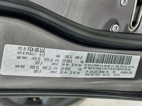 Used 2019 Jeep Compass Latitude FWD image 30