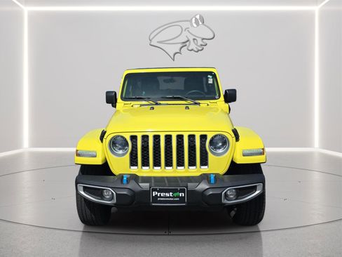 Used 2023 Jeep Wrangler Unlimited Sahara w/ Cold Weather Group AWD/4WD image 26
