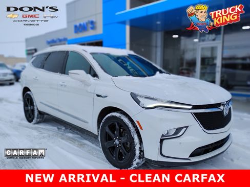 Used 2023 Buick Enclave Essence w/ Sport Touring Edition image 1