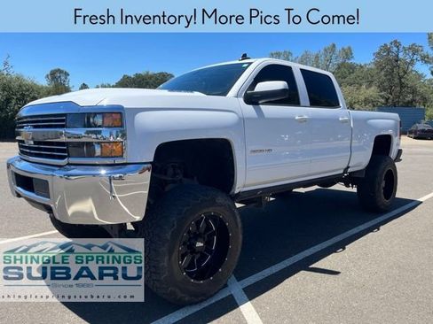 Used 2017 Chevrolet Silverado 2500 LT AWD/4WD image 2