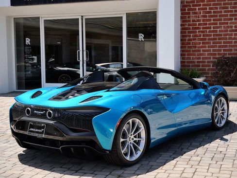 New 2026 McLaren Artura Spider image 4