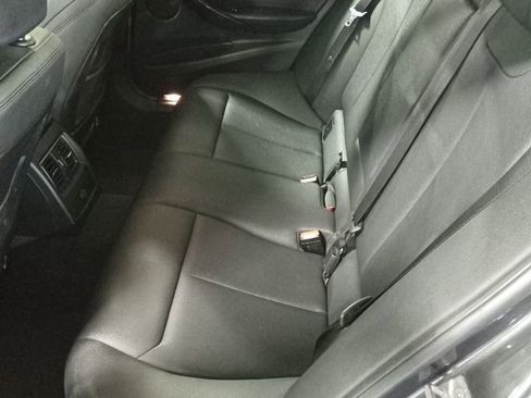Used 2017 BMW 330i xDrive Sedan AWD/4WD image 10