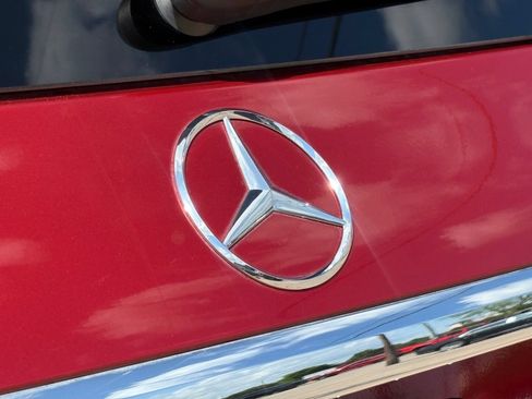 Used 2022 Mercedes-Benz GLS 450 4MATIC image 11