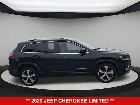 Used 2020 Jeep Cherokee Limited FWD image 9