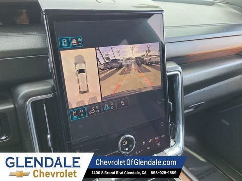 Certified 2025 GMC Yukon XL Denali AWD/4WD image 27