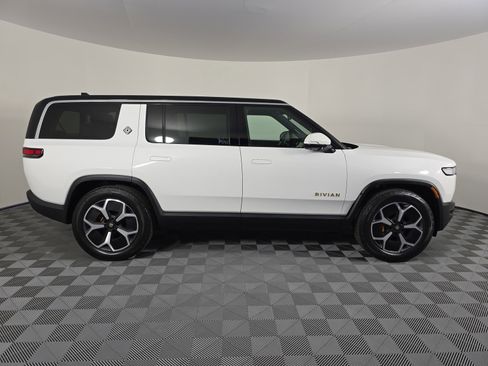 Used 2024 Rivian R1S Adventure AWD/4WD image 6