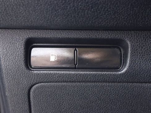 Used 2019 Kia Sorento FWD image 11