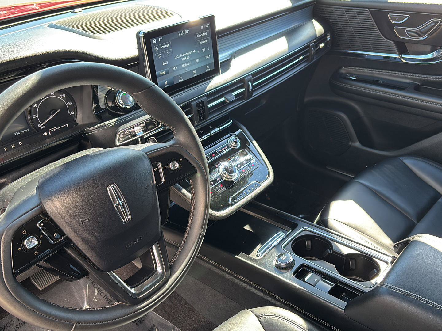 Used 2022 Lincoln Corsair FWD image 12