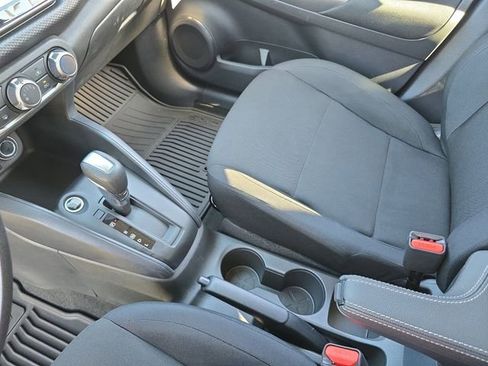 Used 2025 Nissan Kicks Play S image 24