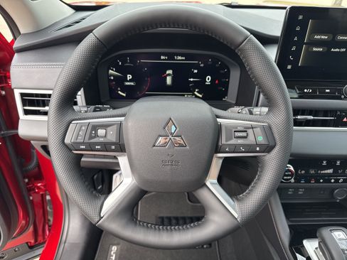 New 2025 Mitsubishi Outlander SEL image 14