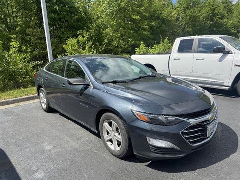 Used 2020 Chevrolet Malibu LS FWD image 1