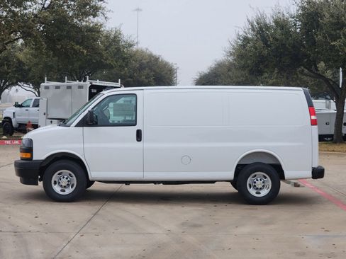New 2025 Chevrolet Express 2500 w/ Driver Convenience Package image 11