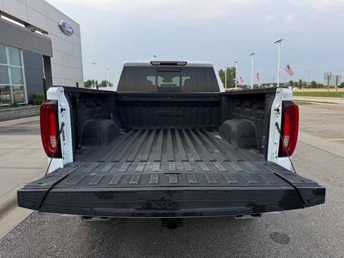 Used 2023 GMC Sierra 1500 AT4 w/ AT4 Preferred Package AWD/4WD image 58