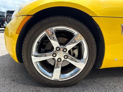 Used 2007 Pontiac Solstice Convertible w/ Preferred Package RWD image 16