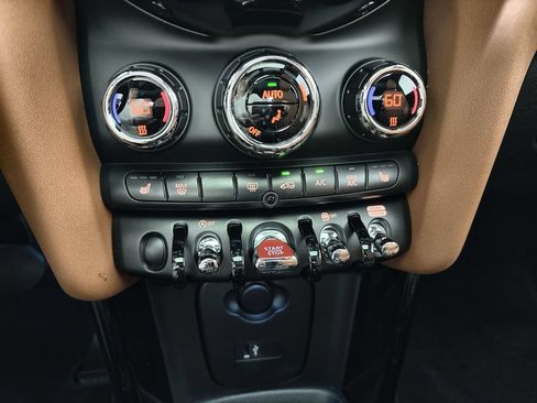 Used 2023 MINI Cooper S w/ Signature Upholstery Package FWD image 17