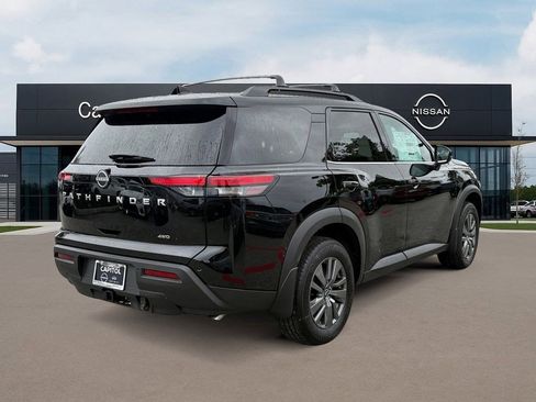 New 2025 Nissan Pathfinder SV w/ SV Premium Package image 5