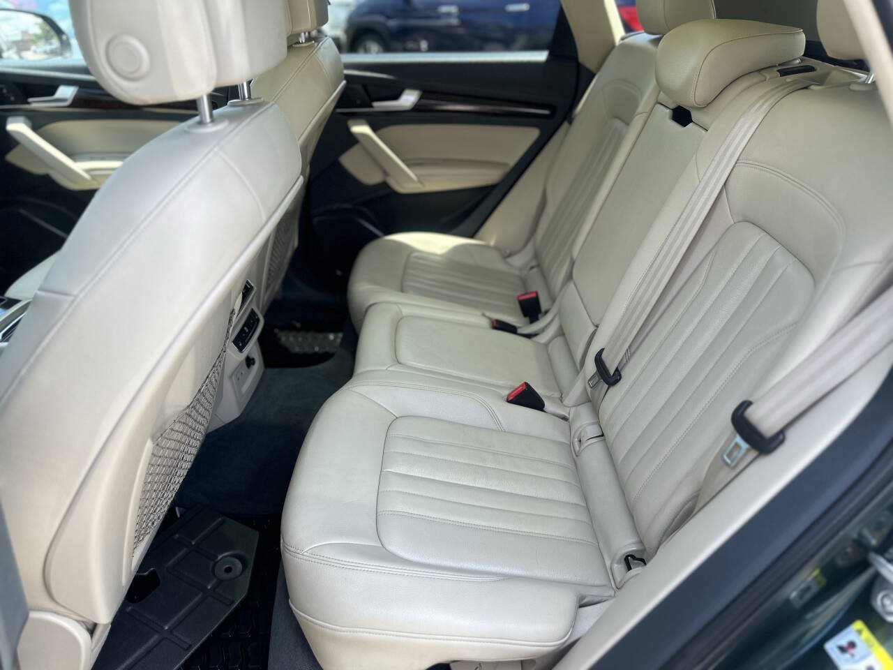 Used 2019 Audi Q5 2.0T Premium Plus w/ Premium Plus Package AWD/4WD image 16