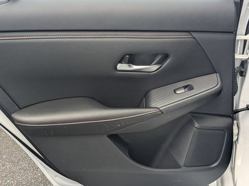 Certified 2023 Nissan Sentra SR w/ SR Premium Package FWD image 18