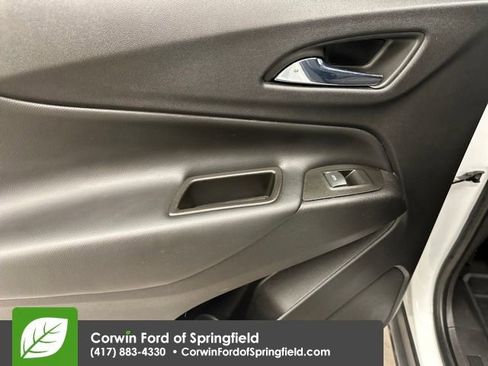 Used 2022 Chevrolet Equinox LT image 31