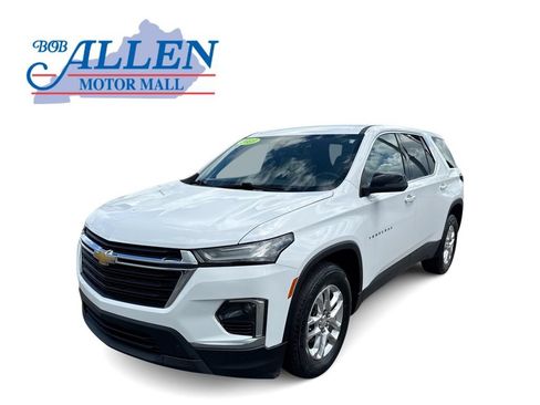 Used 2023 Chevrolet Traverse LS FWD image 1