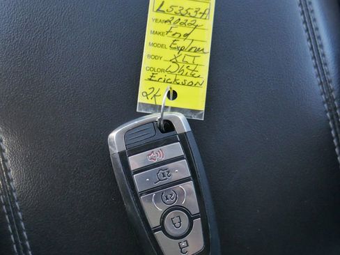 Used 2022 Ford Explorer XLT w/ Equipment Group 202A image 38