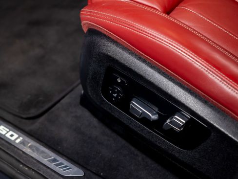 Used 2020 BMW X6 M50i image 17