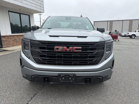 Used 2023 GMC Sierra 1500 Pro w/ Graphite Edition AWD/4WD image 10