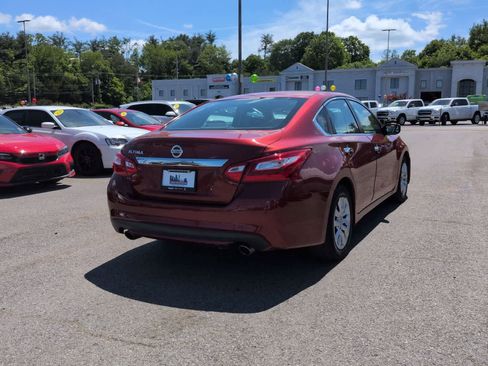 Used 2016 Nissan Altima 2.5 S w/ Power Driver Seat Package FWD image 8