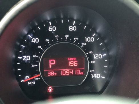 Used 2018 Kia Soul + image 15