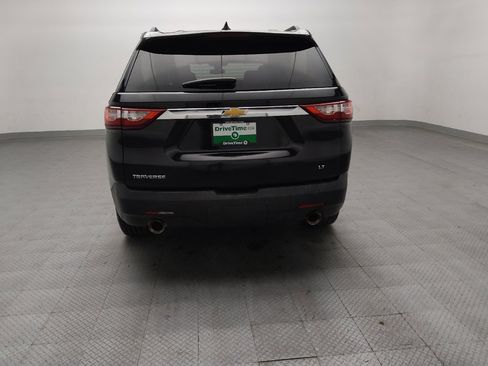 Used 2021 Chevrolet Traverse LT FWD image 6