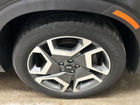 Used 2023 Hyundai Palisade SEL w/ Premium Package AWD/4WD image 5