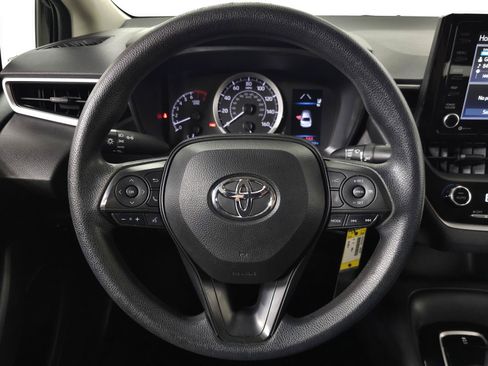 Used 2022 Toyota Corolla LE FWD image 15