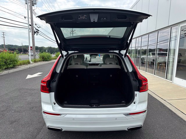 Used 2021 Volvo XC60 T5 Inscription w/ Climate Package AWD/4WD image 11